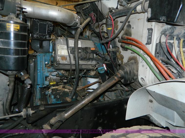 image for item AZ9190 2001 International 4900 mobile search X-ray inspection truck