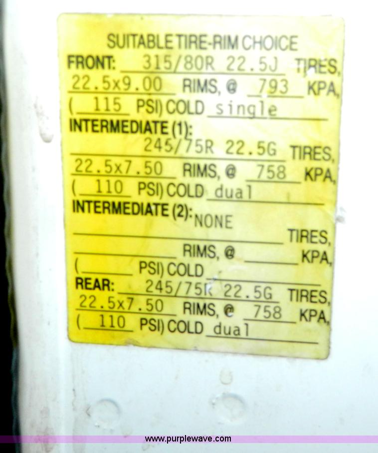 image for item AZ9190 2001 International 4900 mobile search X-ray inspection truck