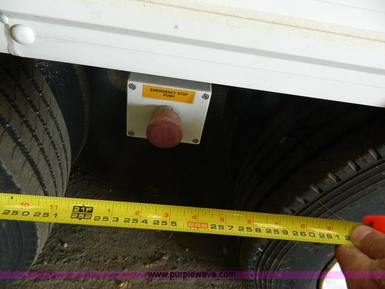 image for item AZ9190 2001 International 4900 mobile search X-ray inspection truck