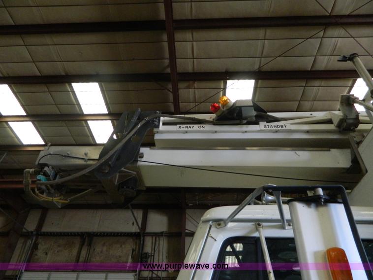 image for item AZ9190 2001 International 4900 mobile search X-ray inspection truck