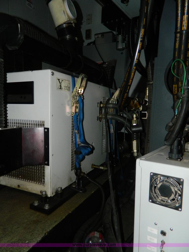 image for item AZ9190 2001 International 4900 mobile search X-ray inspection truck