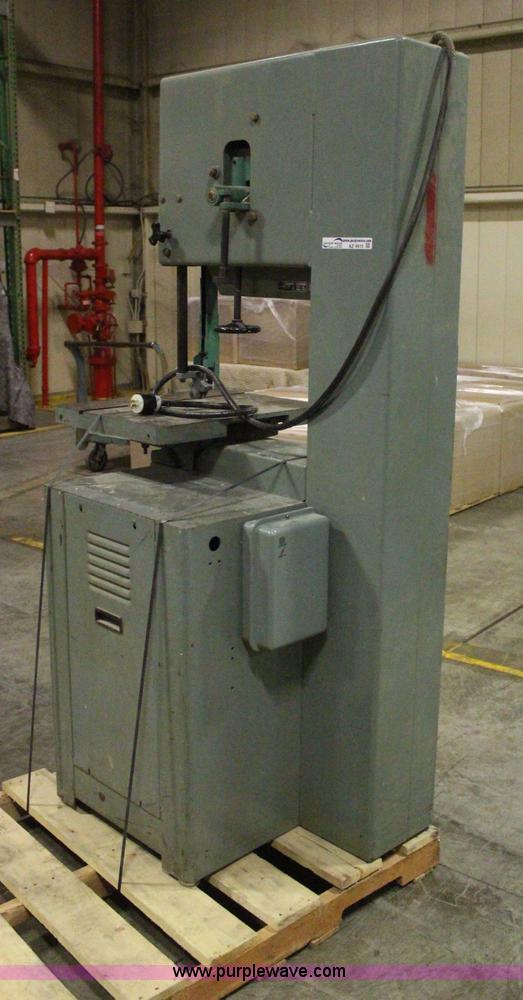 Delta 20 vertical band saw in Lansing, KS Item AZ9910