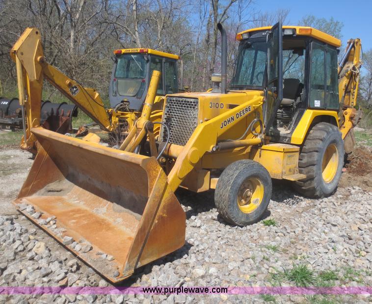 image for item F6892 John Deere 310D backhoe