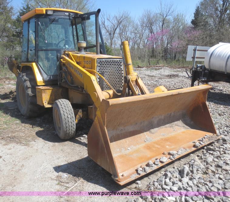 image for item F6892 John Deere 310D backhoe