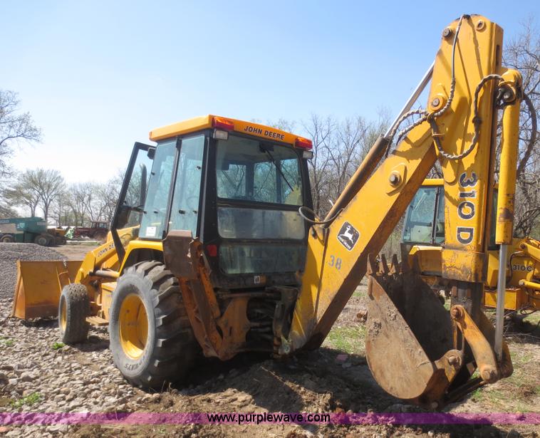 image for item F6892 John Deere 310D backhoe