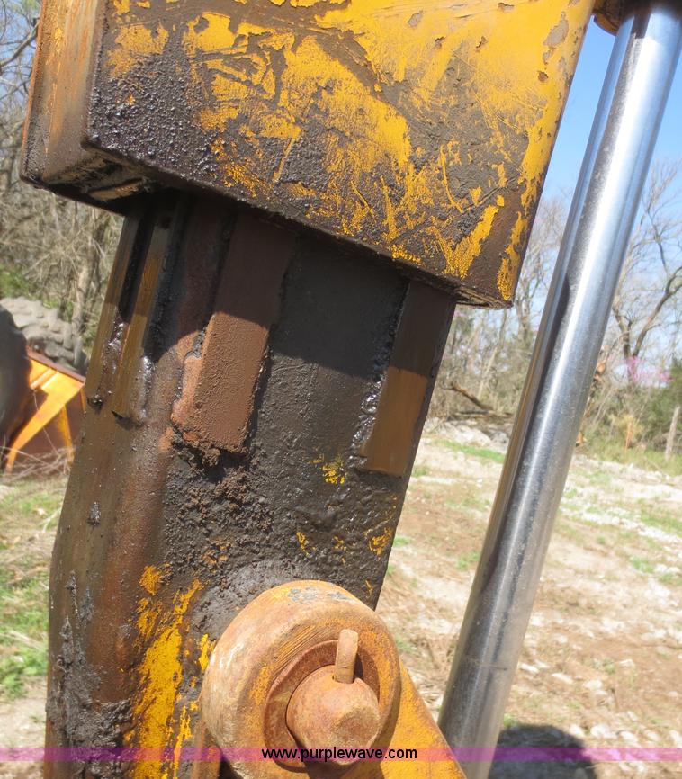 image for item F6892 John Deere 310D backhoe