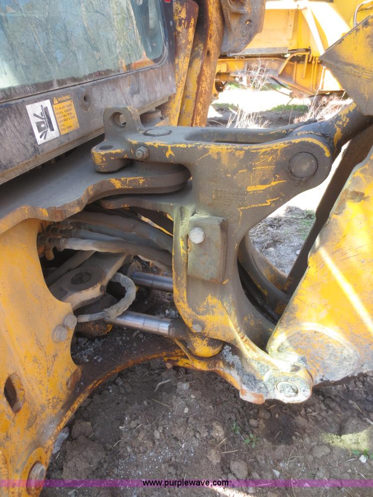 image for item F6892 John Deere 310D backhoe