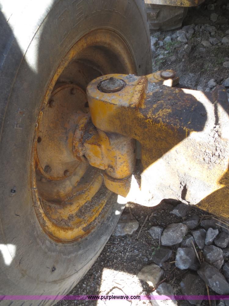 image for item F6892 John Deere 310D backhoe