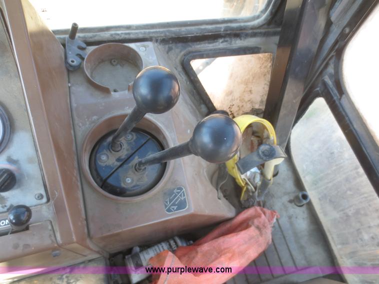 image for item F6892 John Deere 310D backhoe