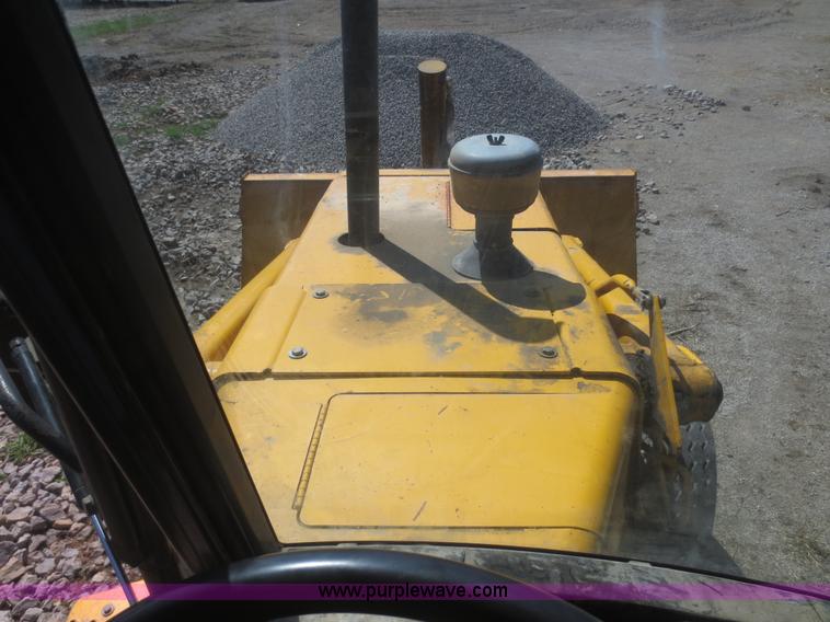 image for item F6892 John Deere 310D backhoe