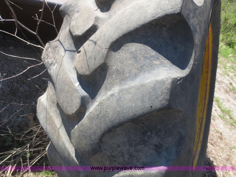 image for item F6893 John Deere 310C backhoe