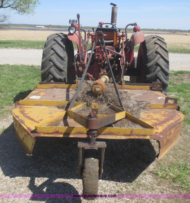 image for item F6894 1967 International 544 tractor and mower