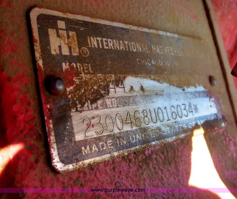 image for item F6894 1967 International 544 tractor and mower