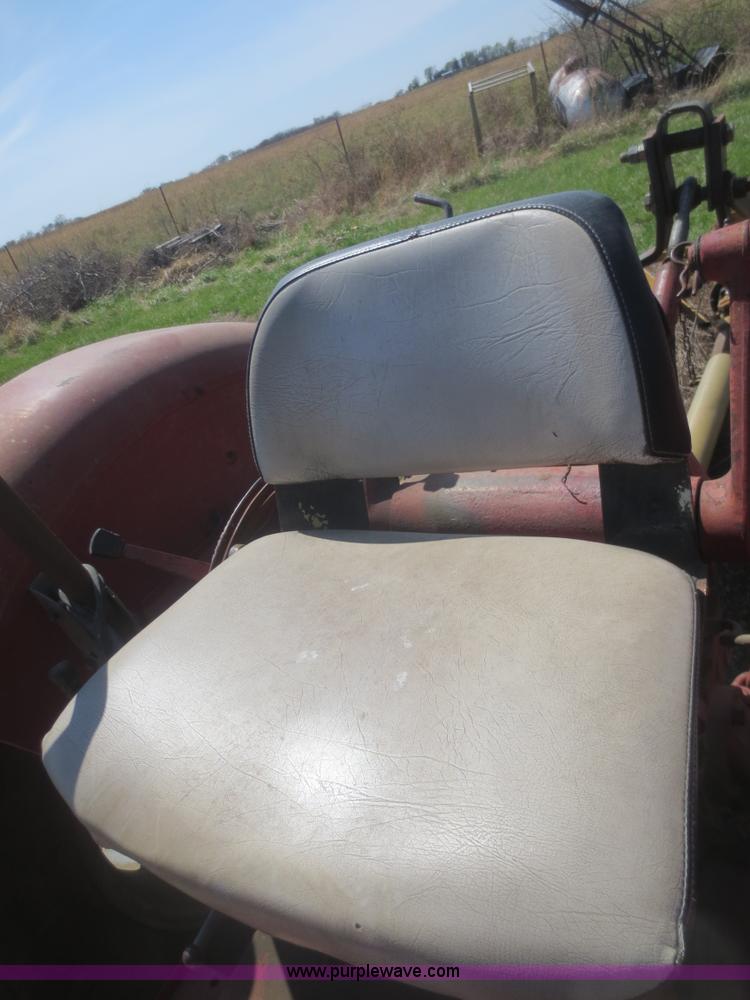 image for item F6894 1967 International 544 tractor and mower