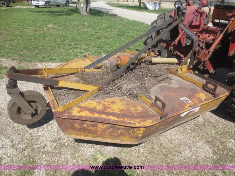 image for item F6894 1967 International 544 tractor and mower