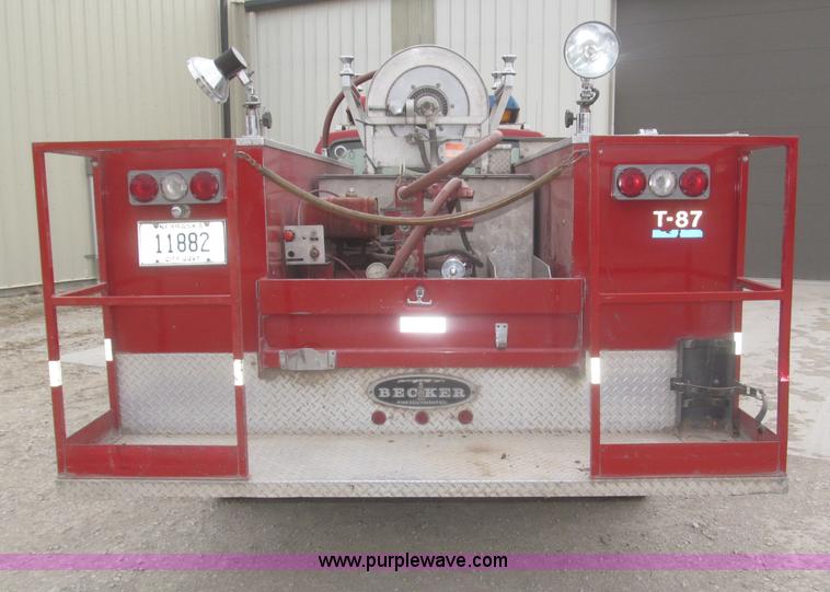 image for item F7332 1987 Ford F350 pumper fire truck