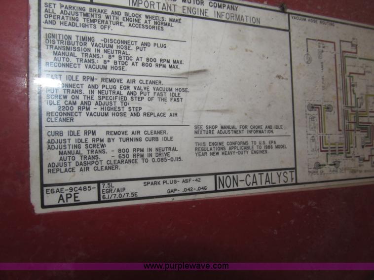 image for item F7332 1987 Ford F350 pumper fire truck