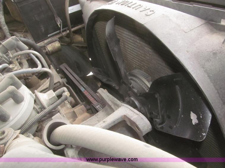 image for item F7332 1987 Ford F350 pumper fire truck