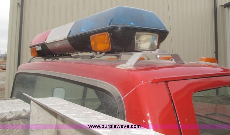 image for item F7332 1987 Ford F350 pumper fire truck