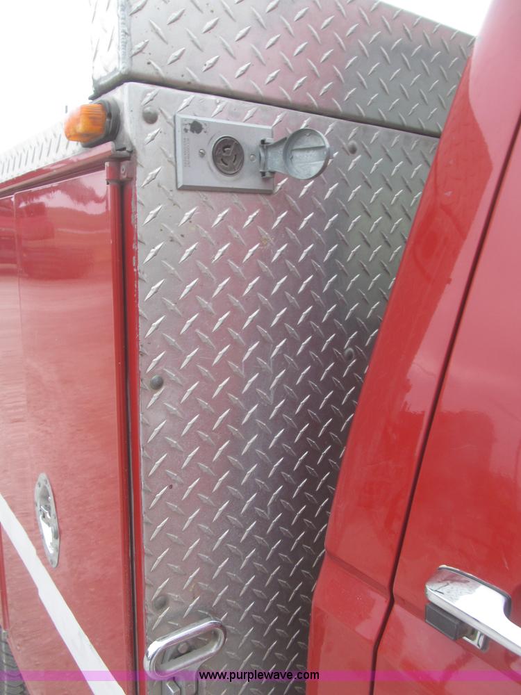 image for item F7332 1987 Ford F350 pumper fire truck