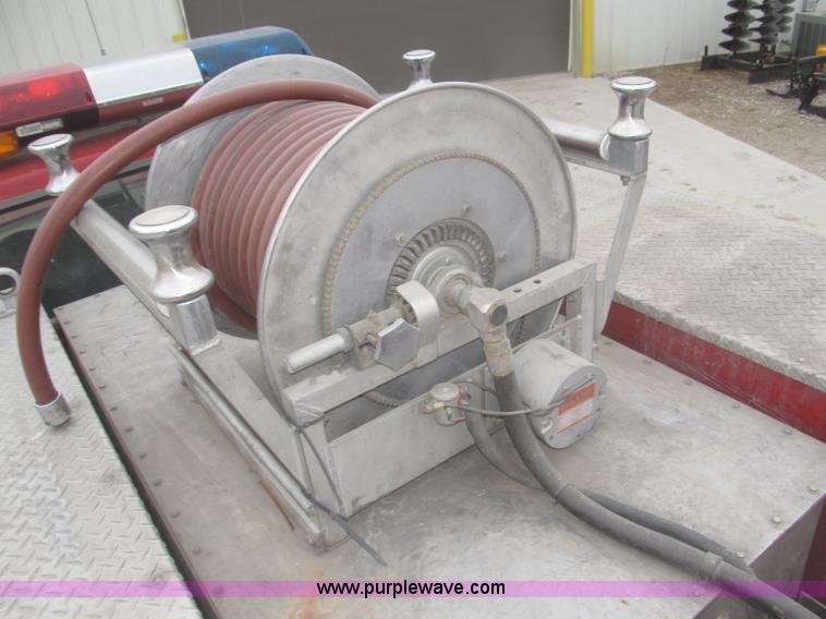 image for item F7332 1987 Ford F350 pumper fire truck