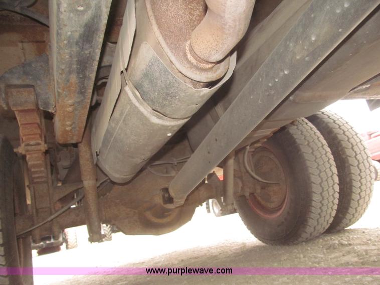 image for item F7332 1987 Ford F350 pumper fire truck