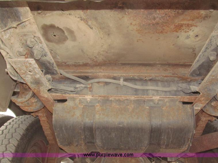 image for item F7332 1987 Ford F350 pumper fire truck