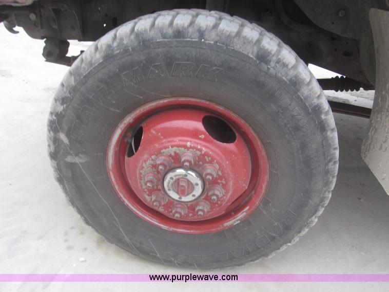 image for item F7332 1987 Ford F350 pumper fire truck