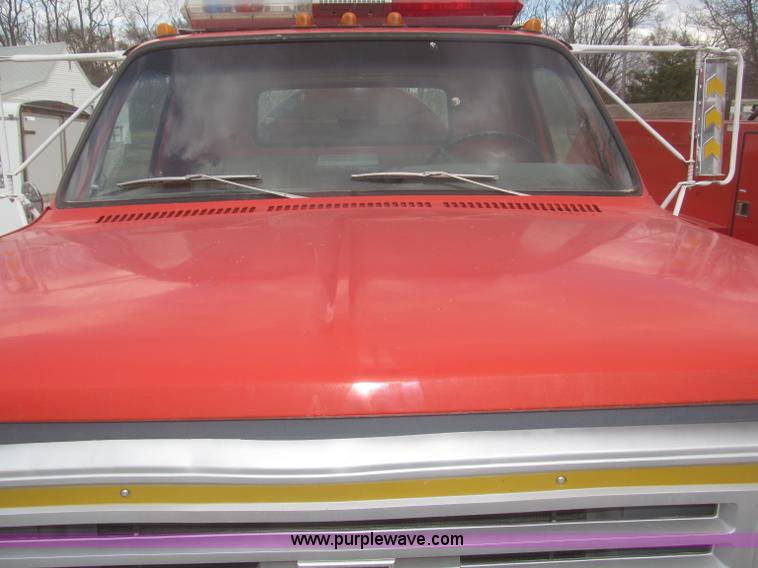 image for item F7346 1984 Chevrolet Custom Deluxe 60 tanker fire truck