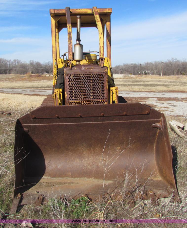 image for item G4402 1968 Caterpillar 951B track loader