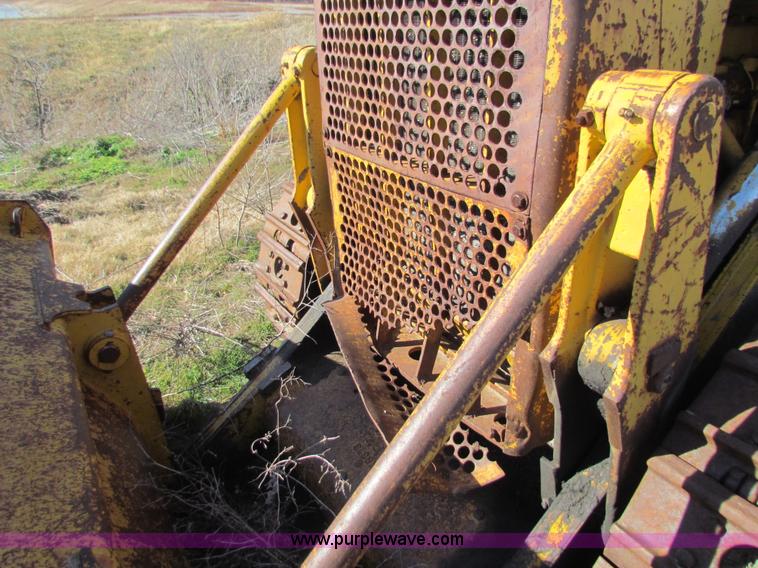 image for item G4402 1968 Caterpillar 951B track loader