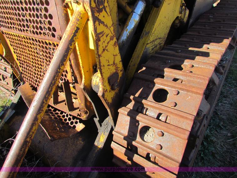 image for item G4402 1968 Caterpillar 951B track loader