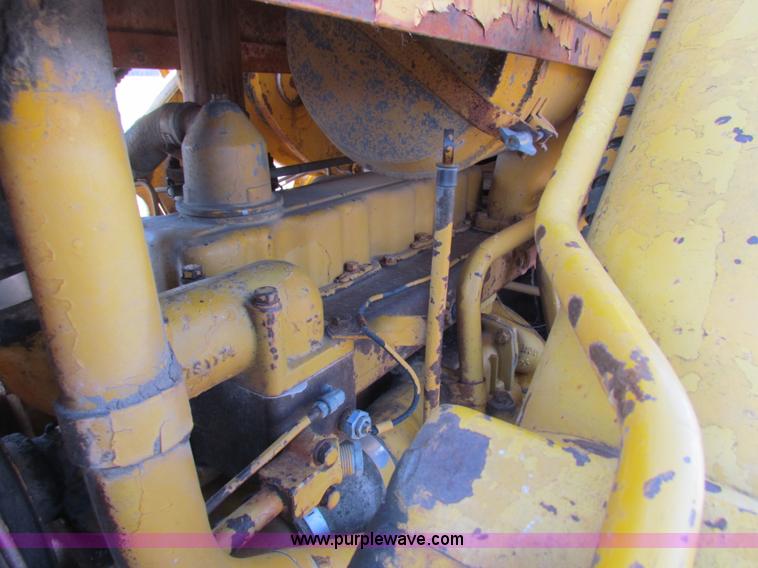 image for item G4402 1968 Caterpillar 951B track loader