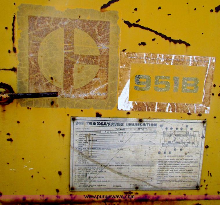 image for item G4402 1968 Caterpillar 951B track loader