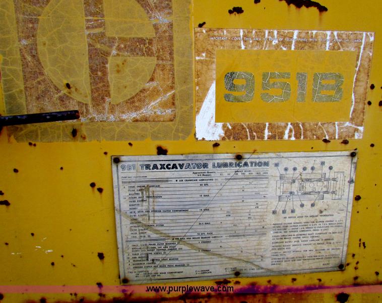 image for item G4402 1968 Caterpillar 951B track loader