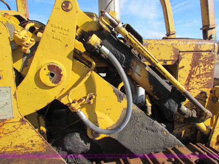 image for item G4402 1968 Caterpillar 951B track loader