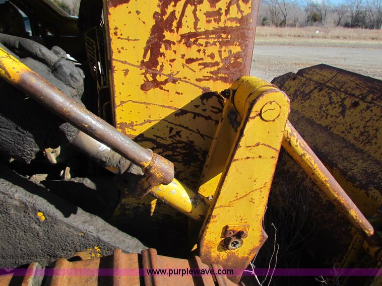 image for item G4402 1968 Caterpillar 951B track loader