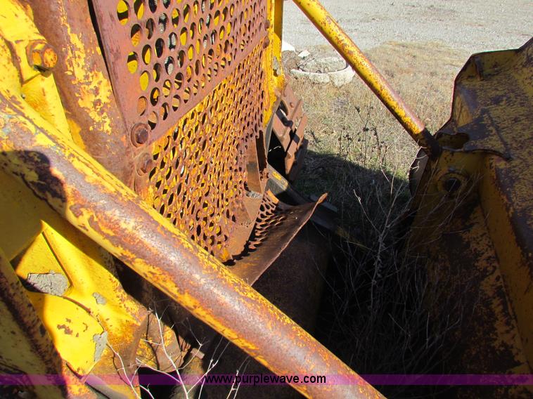 image for item G4402 1968 Caterpillar 951B track loader