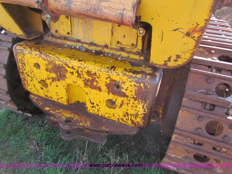 image for item G4402 1968 Caterpillar 951B track loader