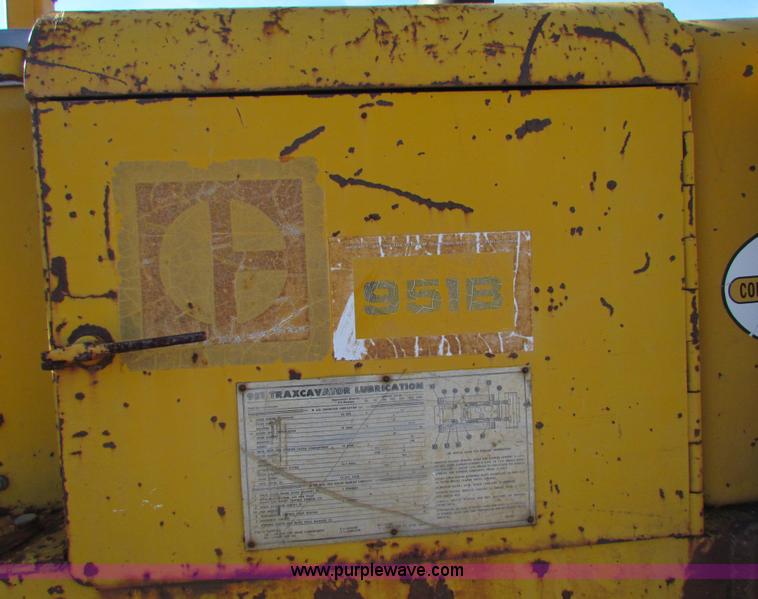 image for item G4402 1968 Caterpillar 951B track loader