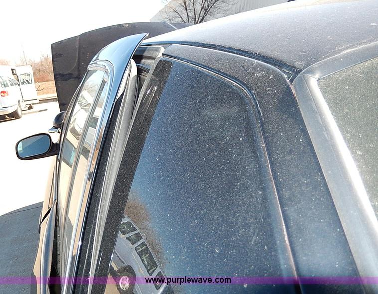 image for item H1287 2006 Ford Crown Victoria Police Interceptor