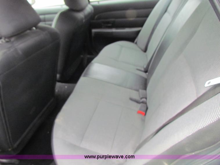 image for item H2179 2008 Ford Crown Victoria Police Interceptor