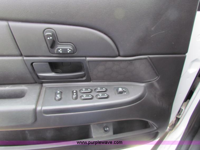 image for item H2179 2008 Ford Crown Victoria Police Interceptor