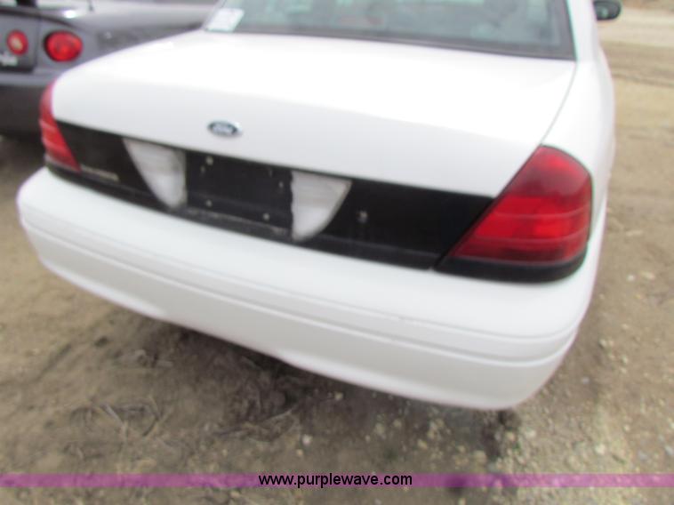 image for item H2179 2008 Ford Crown Victoria Police Interceptor