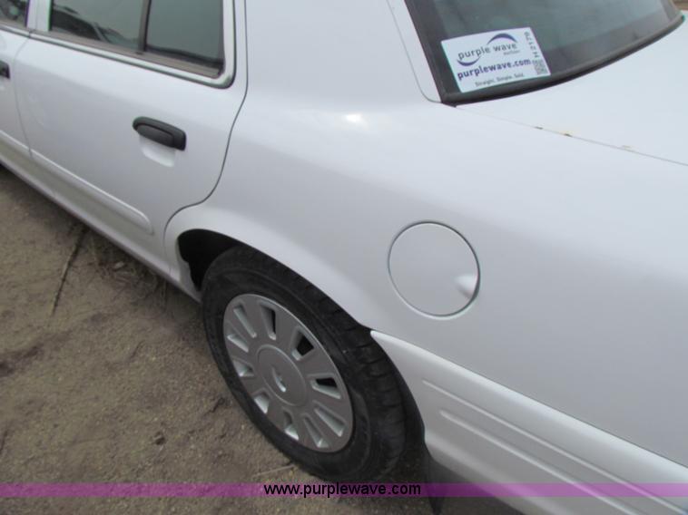 image for item H2179 2008 Ford Crown Victoria Police Interceptor