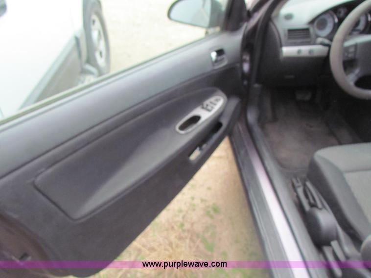 image for item H2180 2006 Chevrolet Cobalt LT