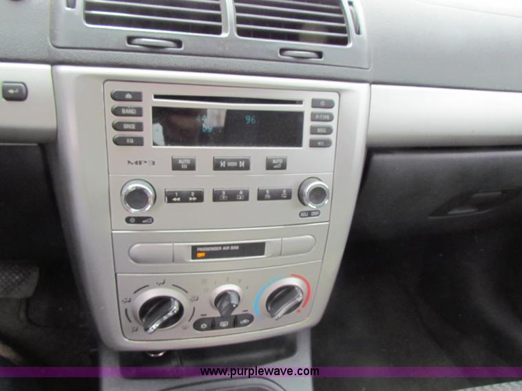 image for item H2180 2006 Chevrolet Cobalt LT