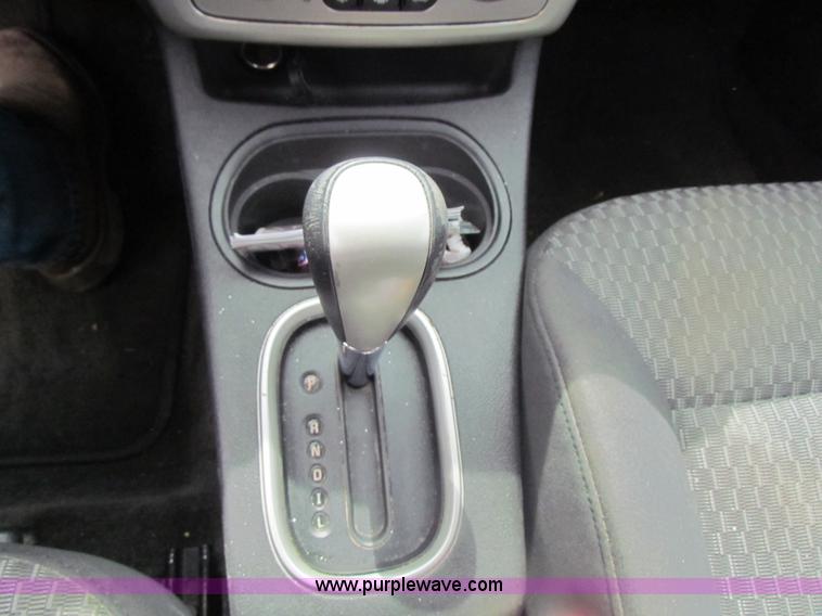 image for item H2180 2006 Chevrolet Cobalt LT