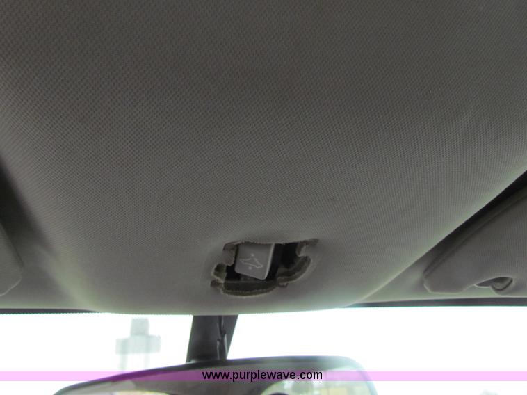 image for item H2180 2006 Chevrolet Cobalt LT