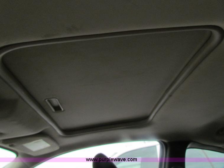 image for item H2180 2006 Chevrolet Cobalt LT